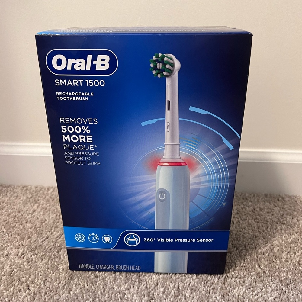 Oral B Smart 1500 electric toothbrush